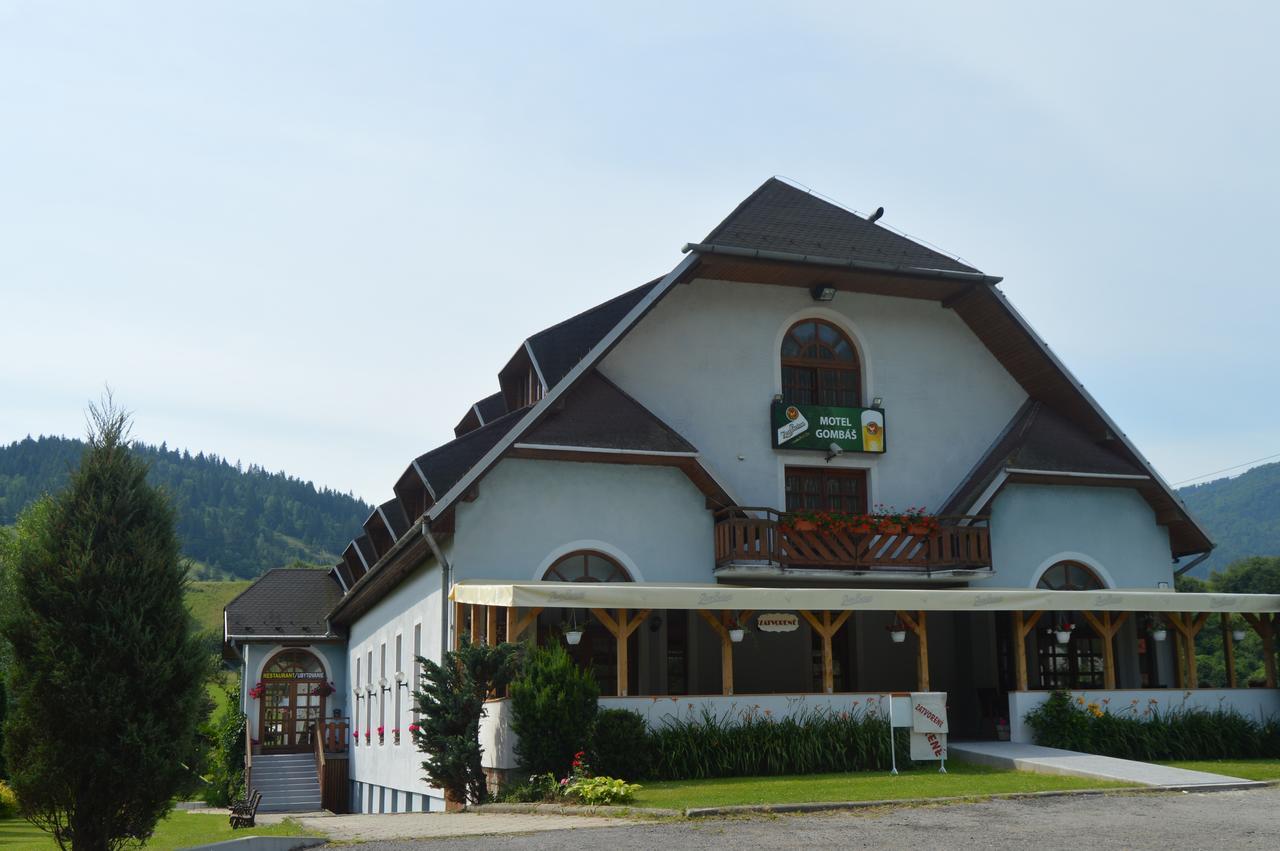 Motel Gombas Exteriör bild